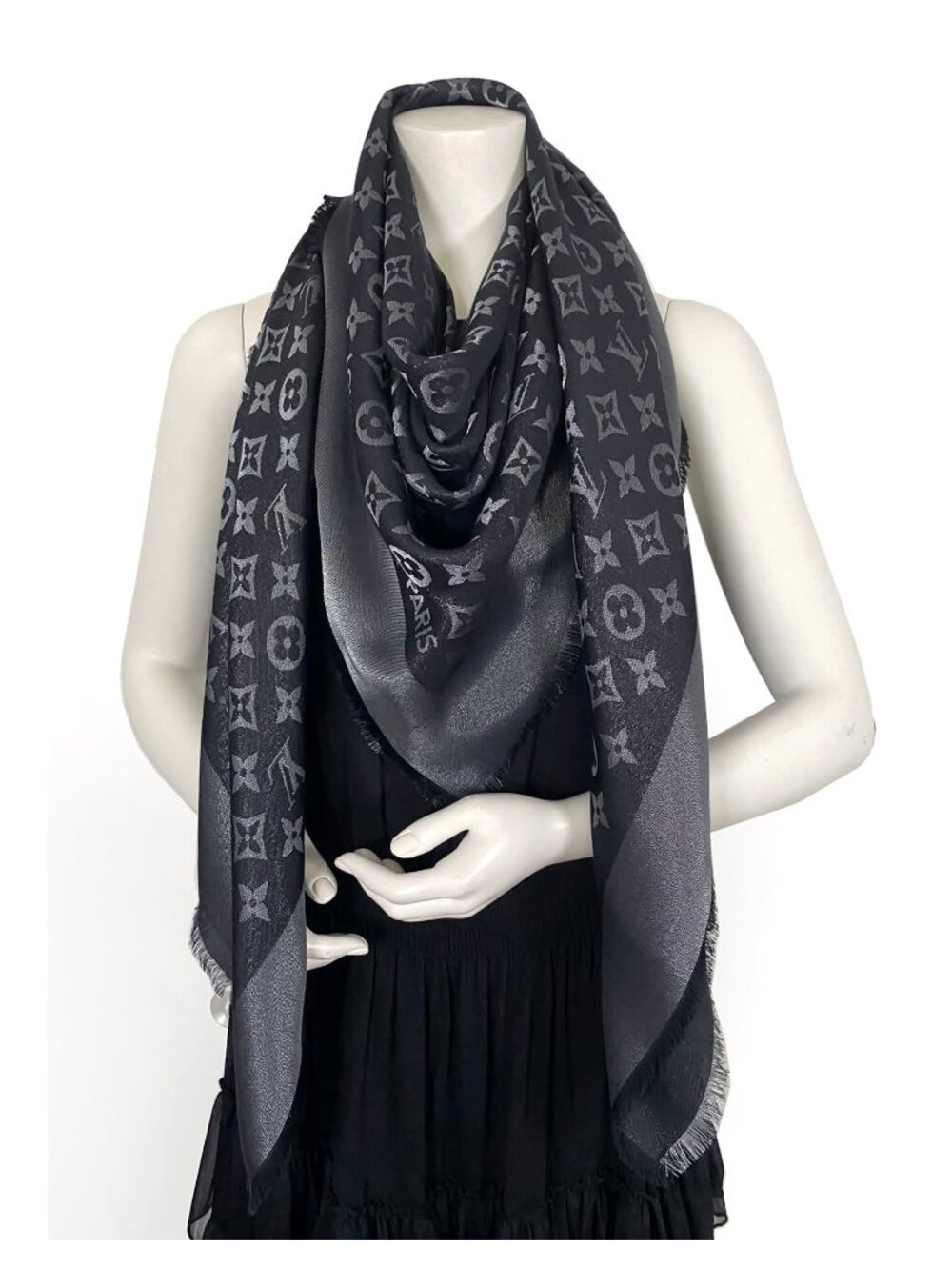 #2751 - LV Monogram Shine shawl - Black & silver - Very good condition